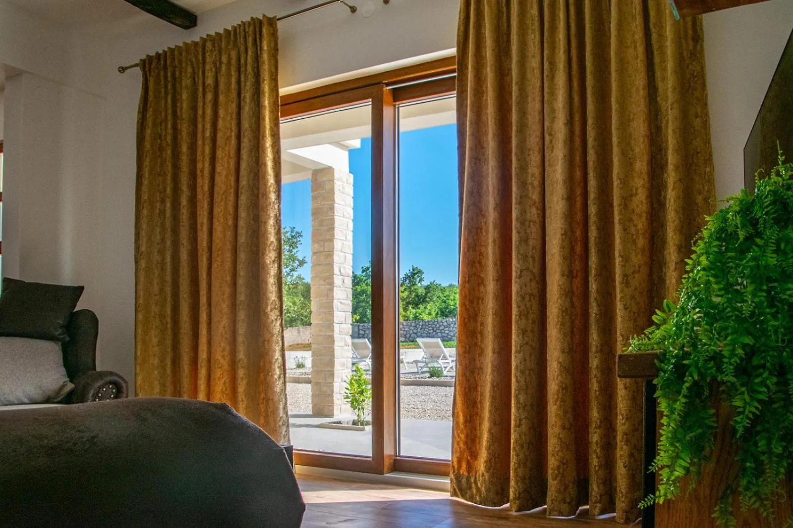 New Serenity Zen Garden Villa Posedarje